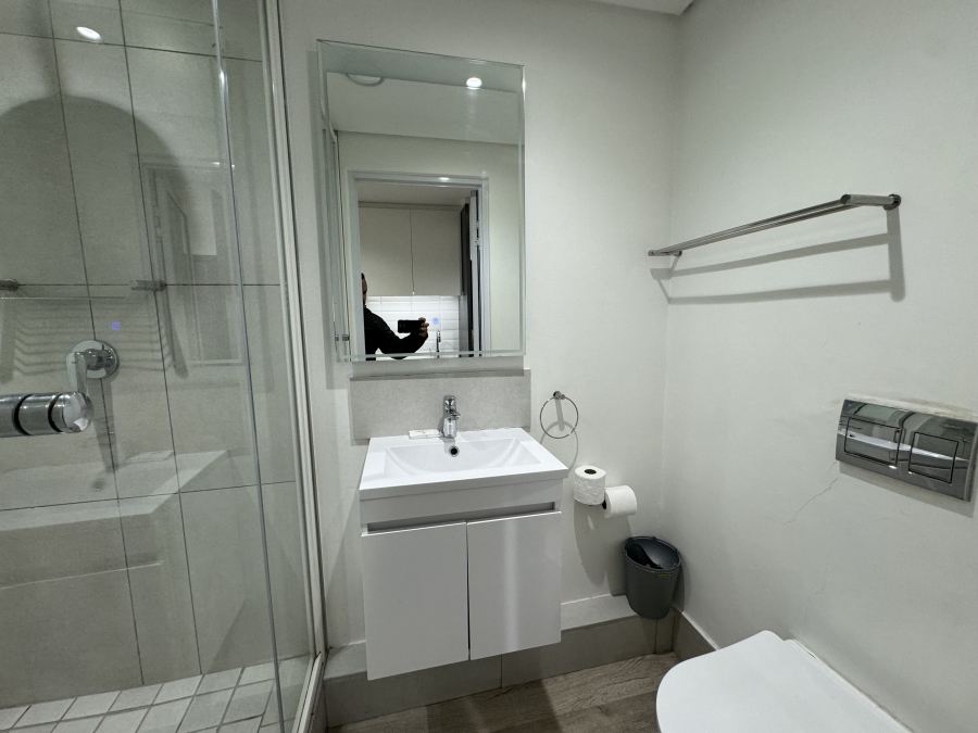 2 Bedroom Property for Sale in Woodstock Western Cape